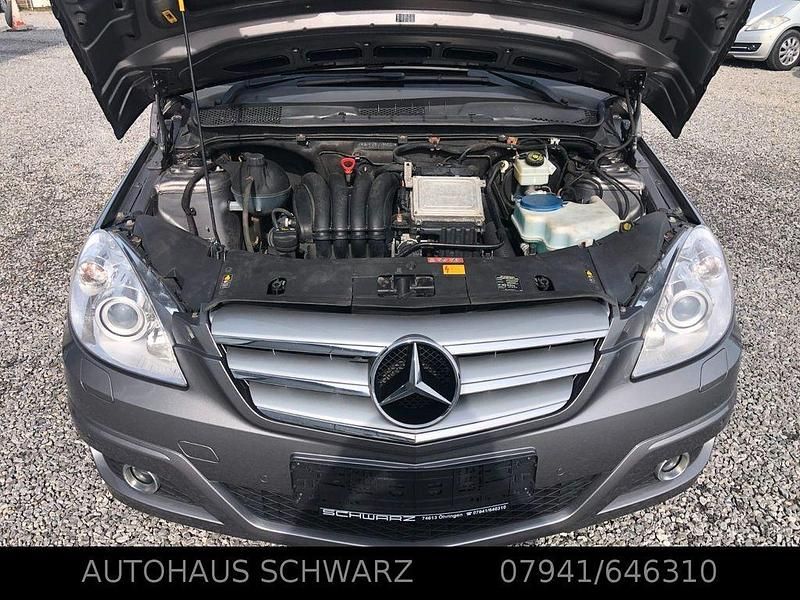 Gebraucht Mercedes B170 116 PS (85 kW) 2009 Grau Van / Kleinbus