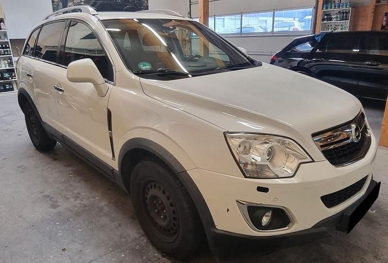 Weiß Gebraucht 2012 Opel Antara Cosmo SUV | 4.700 € (Guter Preis) - Bild 1/4