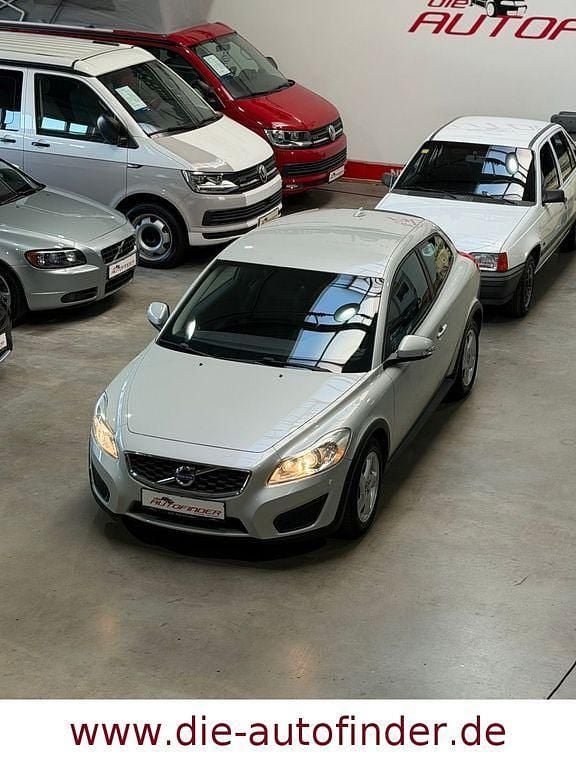 Gebraucht Volvo C30 Kinetic 101 PS (74 kW) 2010 Weiß Kleinwagen