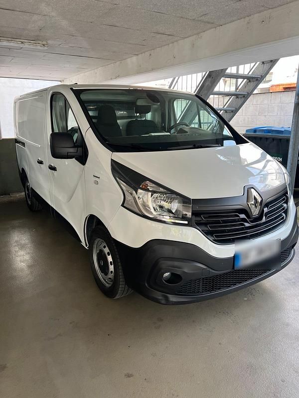 Gebraucht Renault Trafic 125 PS (91 kW) 2018 Weiß Van / Kleinbus