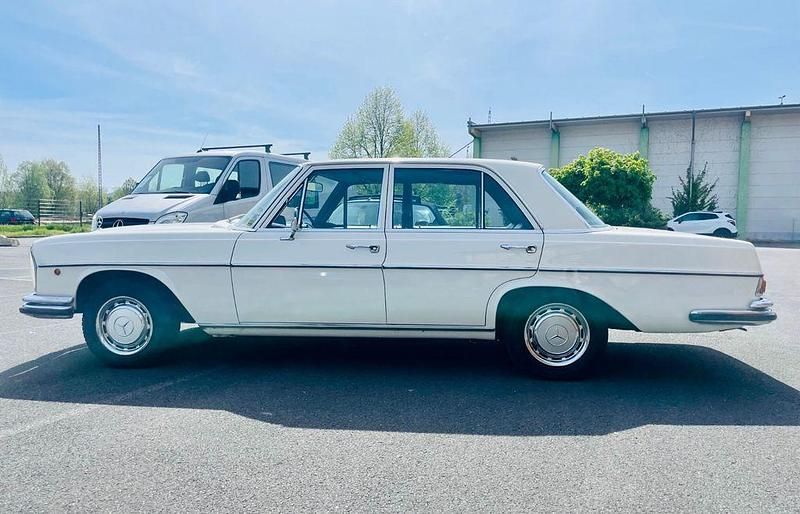 Gebraucht Mercedes 280 SE 160 PS (117 kW) 1968 Weiß Limousine