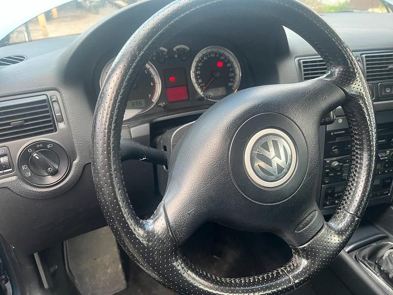 Gebraucht VW Golf IV 75 PS (55 kW) 2003 Blau Limousine