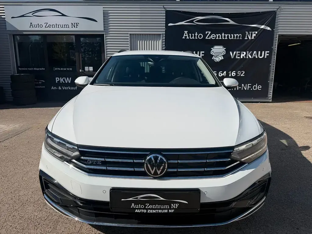 Gebraucht VW Passat GTE 218 PS (160 kW) 2021 Weiß Kombi
