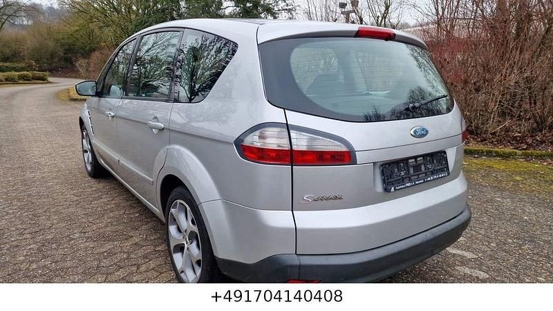 Gebraucht Ford S-MAX Titanium 145 PS (106 kW) 2007 Silber Van / Kleinbus