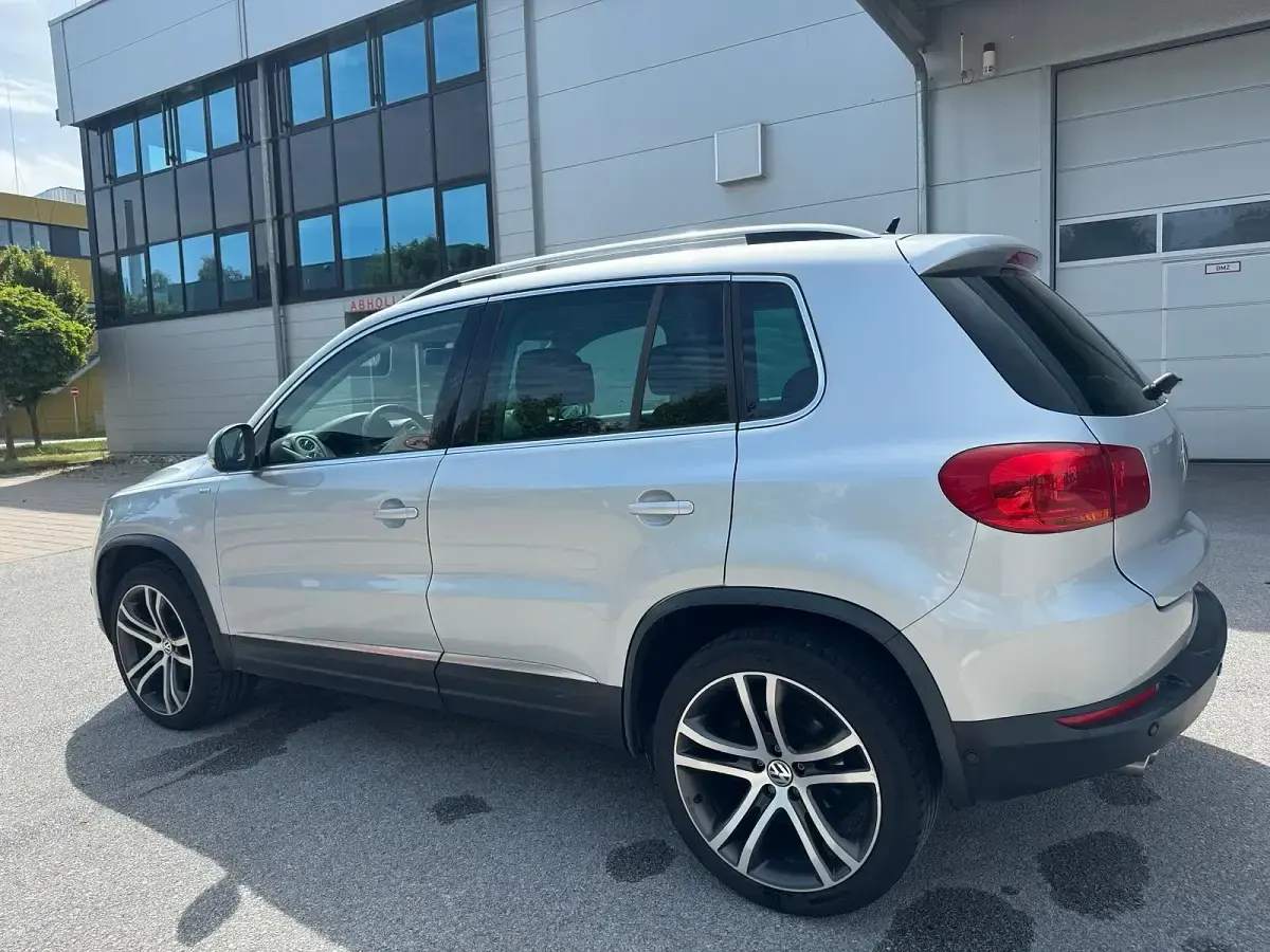 Gebraucht VW Tiguan Cup 177 PS (130 kW) 2014 Silber SUV