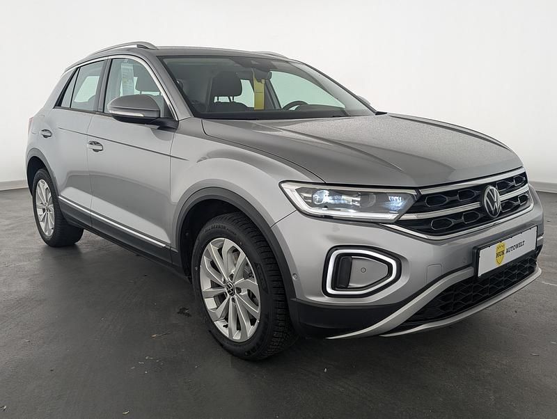 Gebraucht VW T-Roc Style 150 PS (110 kW) 2022 Pyrit silber SUV
