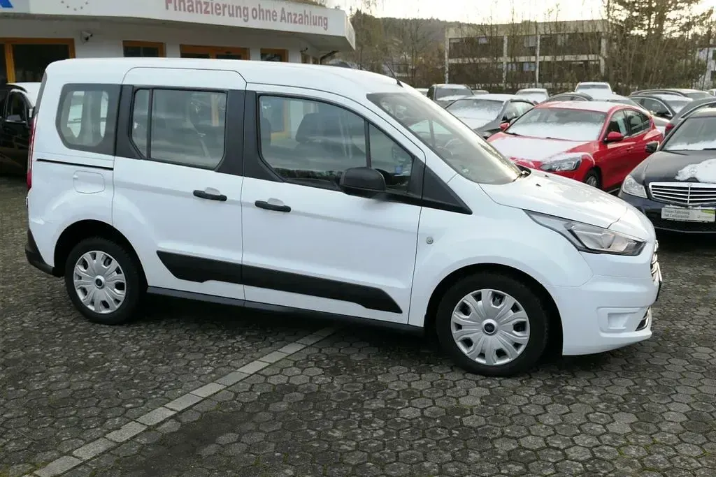 Gebraucht Ford Transit Connect 101 PS (74 kW) 2022 Weiß Van / Kleinbus