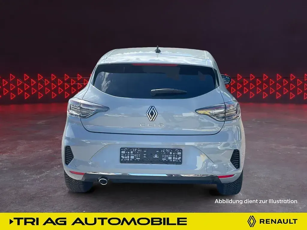 Gebraucht Renault Clio V Techno 91 PS (66 kW) 2025 Rafalegrau Limousine