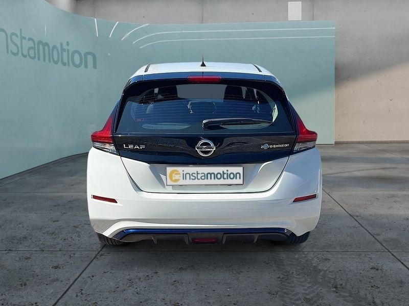 Gebraucht Nissan Leaf 110 kW (150 PS) 2021 Weiß Kleinwagen