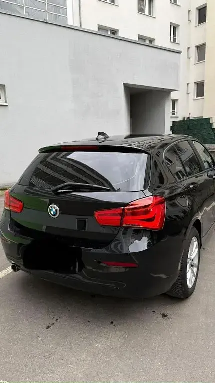 Gebraucht BMW 118 Advantage 136 PS (100 kW) 2018 Schwarz Kleinwagen