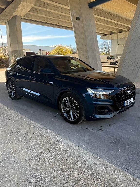 Gebraucht Audi Q8 Ambiente 340 PS (250 kW) 2019 Blau SUV