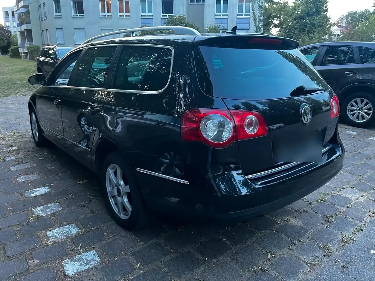 Gebraucht VW Passat 140 PS (102 kW) 2007 Schwarz Kombi