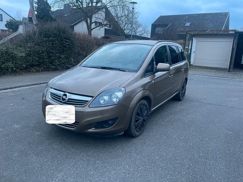 Braun Gebraucht 2013 Opel Zafira Van / Kleinbus | 3.950 € (Fairer Preis) - Bild 1/4