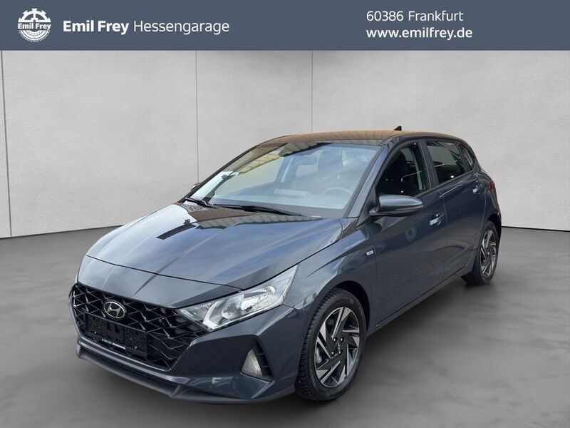 Grau Gebraucht 2023 Hyundai i20 Trend Kleinwagen | 17.950 € (Fairer Preis) - Bild 1/4
