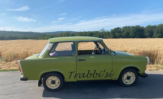 Grün Gebraucht 1989 Trabant 601 Limousine | 4.555 € - Bild 1/4