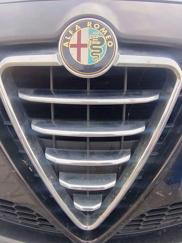 Schwarz Gebraucht 2012 Alfa Romeo Giulietta Kleinwagen | 5.200 € (Fairer Preis) - Bild 1/4