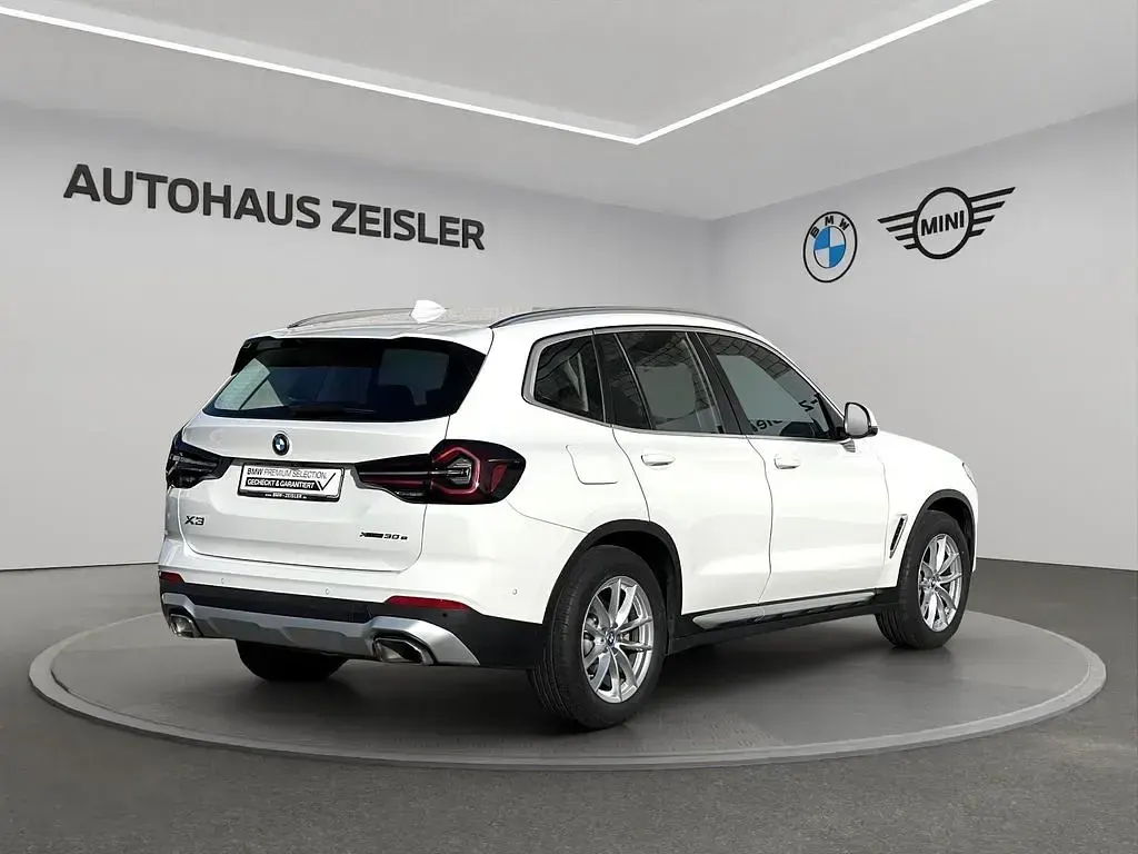 Gebraucht BMW X3 Sport Line 184 PS (135 kW) 2024 Alpinweiß uni SUV