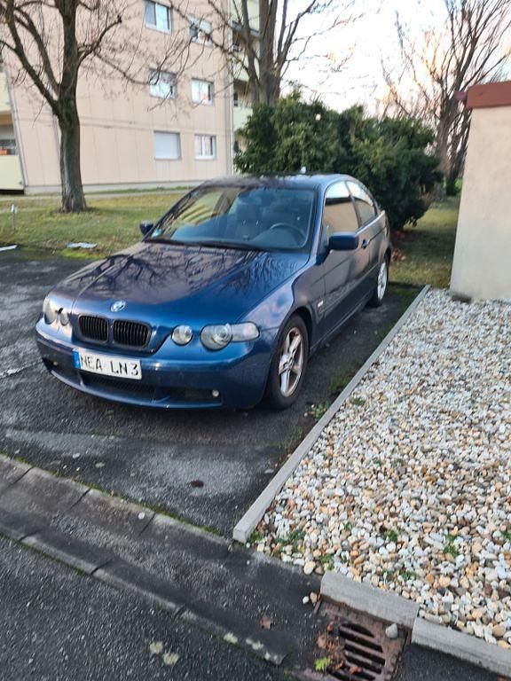 Blau Gebraucht 2004 BMW 318 Compact Performance Kleinwagen | 3.500 € (Fairer Preis) - Bild 1/4