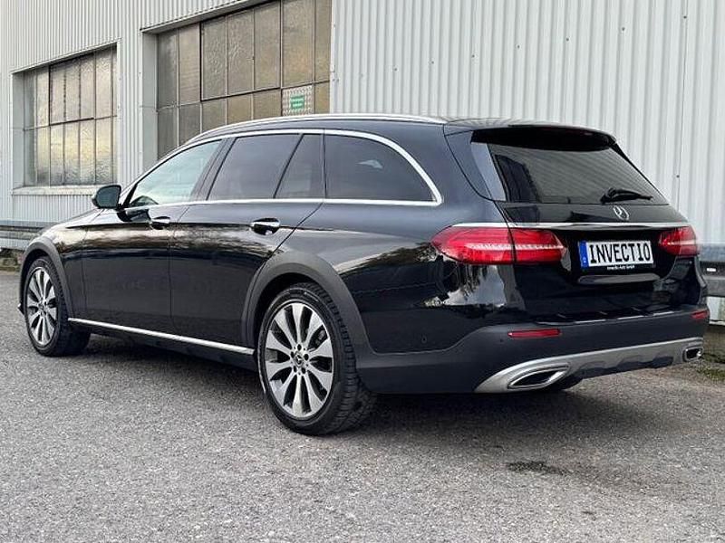 Gebraucht Mercedes E220 All-Terrain 194 PS (142 kW) 2017 Schwarz Kombi
