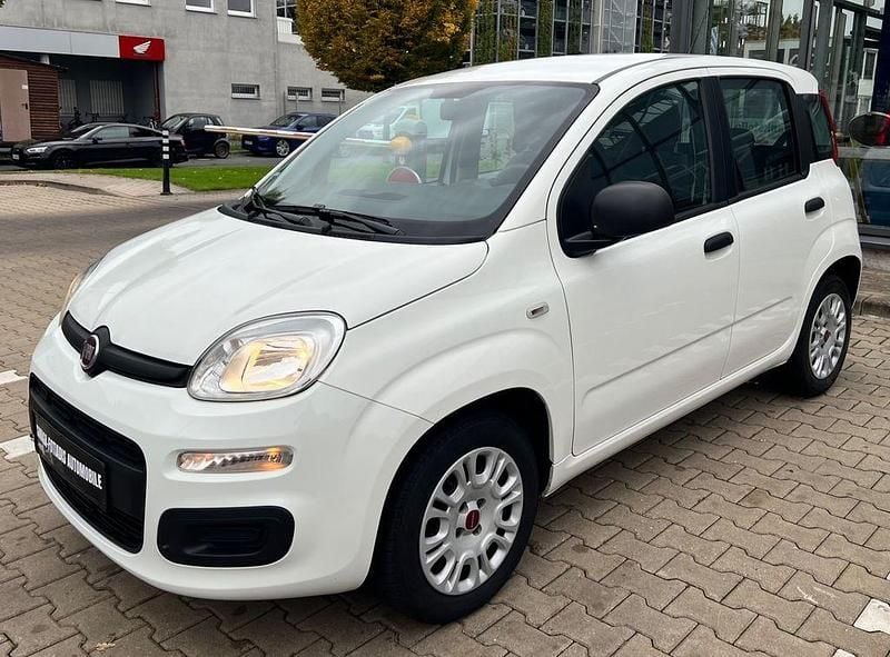 Weiß Gebraucht 2019 Fiat Panda Easy Kleinwagen | 6.600 € (Fairer Preis) - Bild 1/4