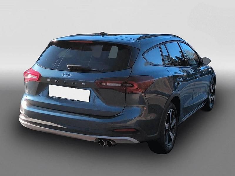 Gebraucht Ford Focus Active X 116 PS (85 kW) 2024 Blau Kombi