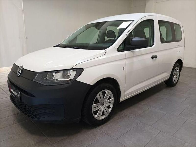 Usado VW Caddy 114 HP (83 kW) 2021 Branco Monovolume