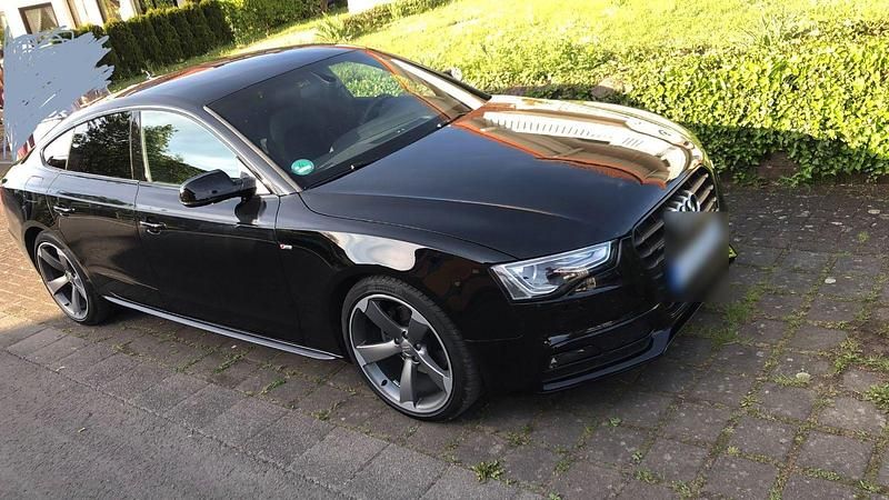 Gebraucht Audi A5 Sportback Design 190 PS (139 kW) 2016 Schwarz Kleinwagen