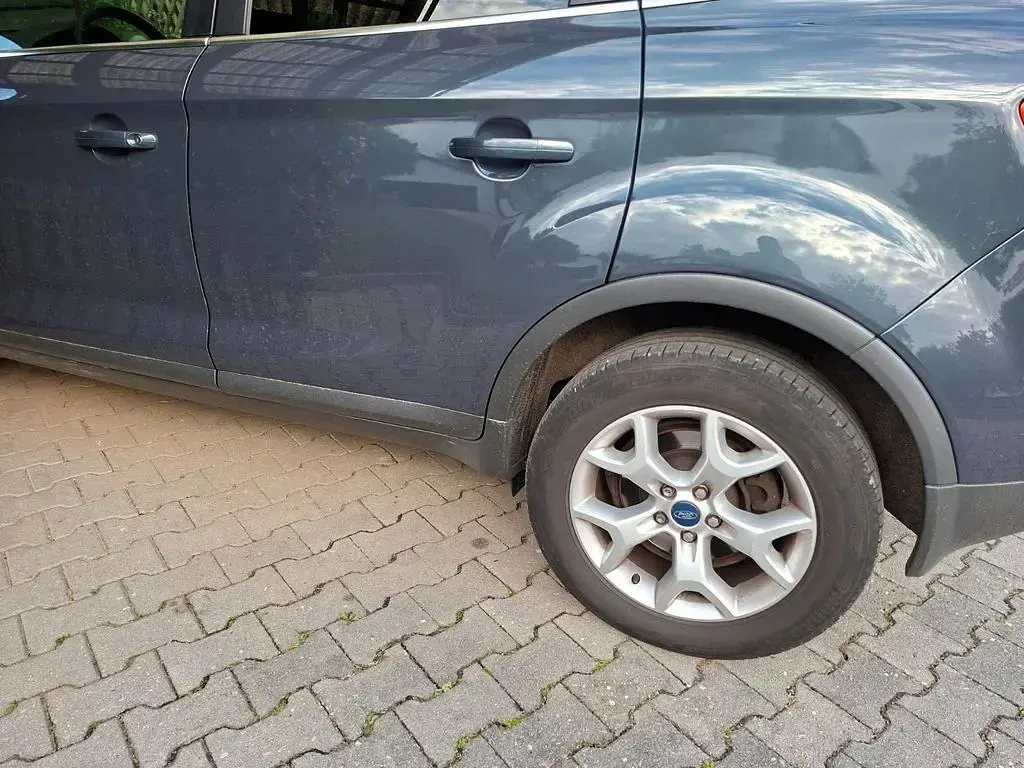 Gebraucht Ford Kuga Champions Edition 140 PS (102 kW) 2012 Grau SUV