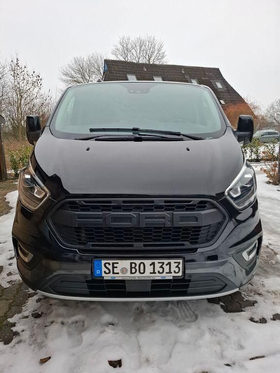 Gebraucht Ford Tourneo Active 131 PS (96 kW) 2022 Schwarz Van / Kleinbus