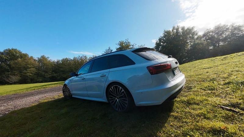 Weiß Gebraucht 2017 Audi A6 Competition Kombi | 29.900 € (Etwas zu teuer) - Bild 1/4