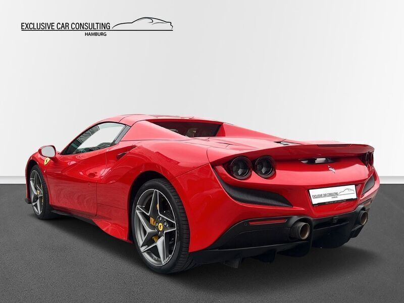 Gebraucht Ferrari F8 721 PS (530 kW) 2021 Rot Cabrio