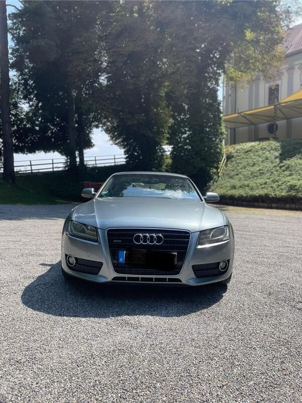Grau Gebraucht 2010 Audi A5 S-Line Coupé | 10.350 € (Fairer Preis) - Bild 1/4