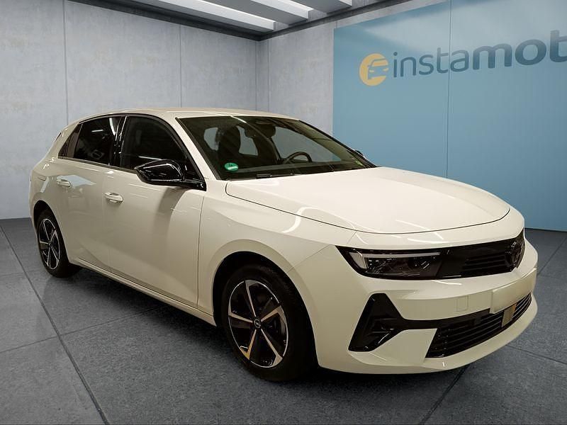 Gebraucht Opel Astra 131 PS (96 kW) 2025 Weiß Limousine