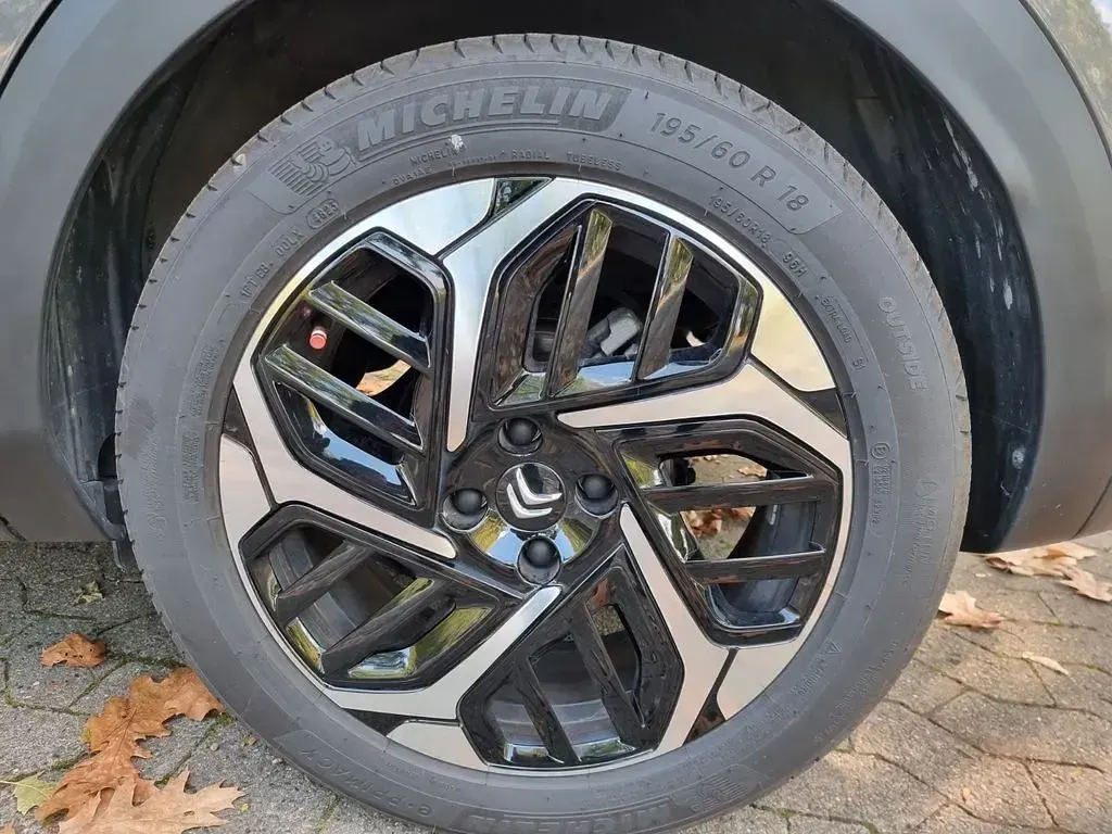 Gebraucht Citroën C4 PureTech 131 PS (96 kW) 2024 Grau SUV