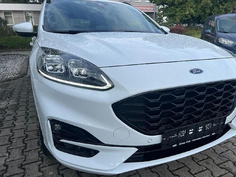 Gebraucht Ford Kuga ST-Line X 150 PS (110 kW) 2020 Frostweiß SUV