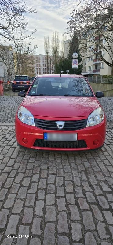 Gebraucht Dacia Sandero 75 PS (55 kW) 2009 Rot Kleinwagen