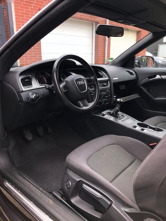Gebraucht Audi A5 Cabriolet 160 PS (117 kW) 2010 Grau Cabrio