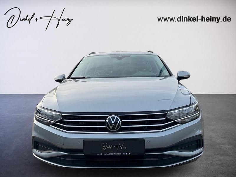 Gebraucht VW Passat Conceptline 150 PS (110 kW) 2022 Silber Kombi