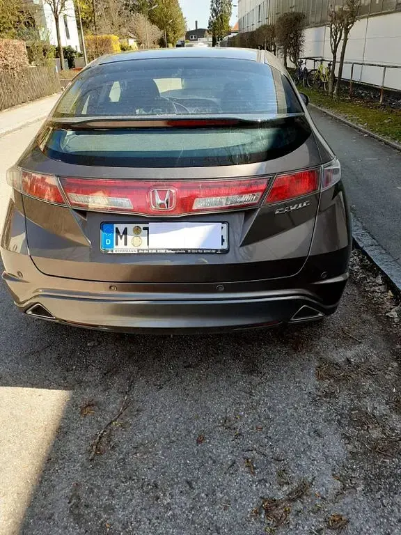 Gebraucht Honda Civic 99 PS (72 kW) 2010 Braun Limousine