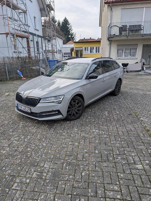 Gebraucht 2021 Skoda Superb Ambition Kombi | 16.000 € (Fairer Preis) - Bild 1/4