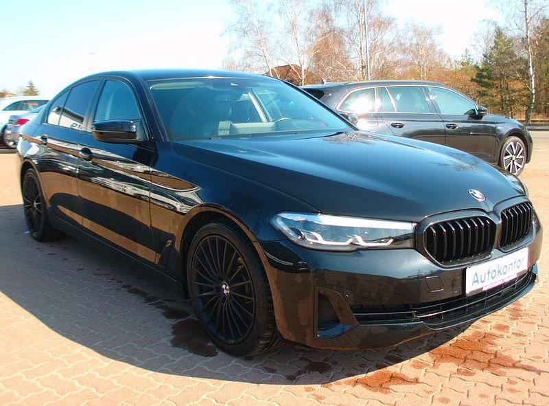 Gebraucht BMW 520 Shadowline 190 PS (139 kW) 2021 Schwarz Limousine