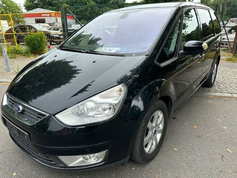 Schwarz Gebraucht 2009 Ford Galaxy Titanium Van / Kleinbus | 3.980 € (Guter Preis) - Bild 1/4