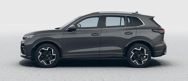Neu VW Tiguan R-line 150 PS (110 kW) 2026 Grau SUV