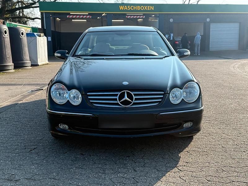 Gebraucht Mercedes CLK320 218 PS (160 kW) 2004 Schwarz Coupé