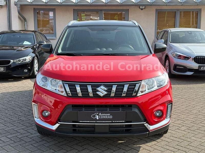Gebraucht Suzuki Vitara 140 PS (102 kW) 2019 Rot SUV