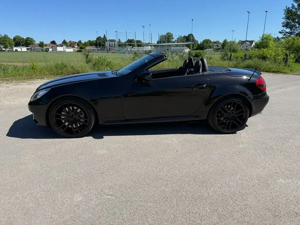 Gebraucht Mercedes SLK280 231 PS (169 kW) 2008 Schwarz Cabrio