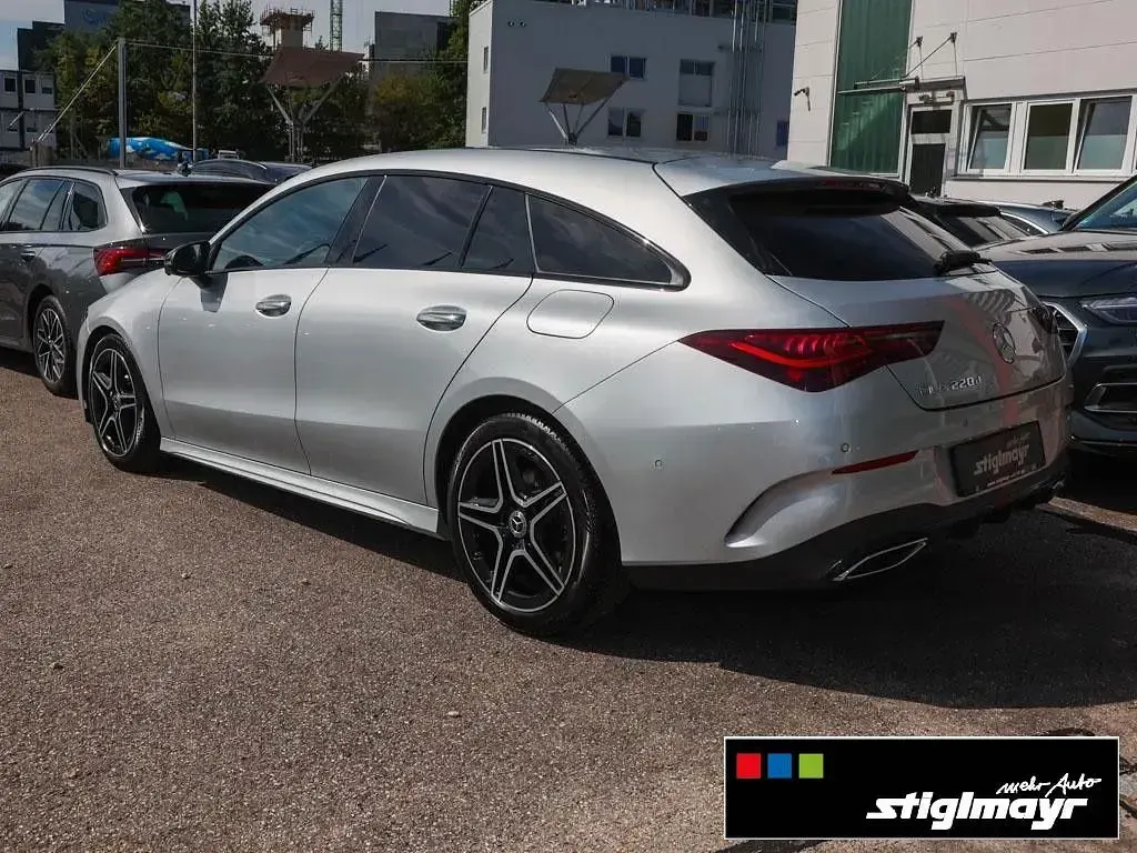 Gebraucht Mercedes CLA220 AMG line 190 PS (139 kW) 2024 Silber Coupé
