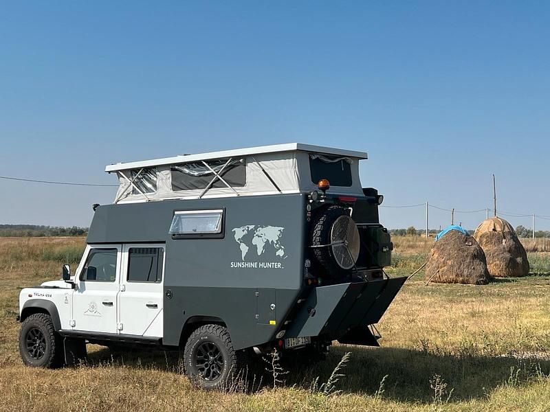 Weiß Gebraucht 2014 Land Rover Defender Limousine | 149.900 € - Bild 1/4