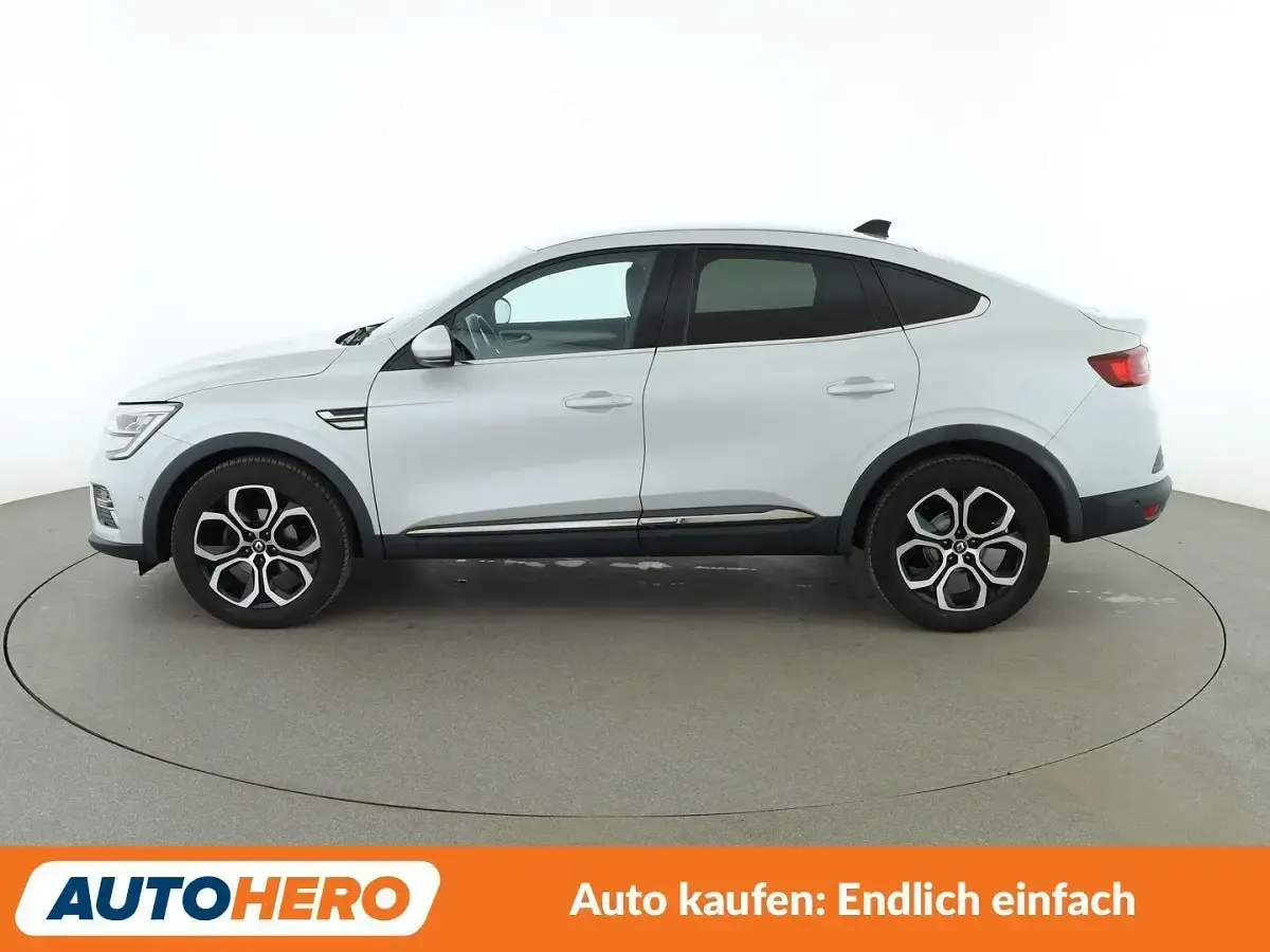 Gebraucht Renault Arkana Intens 140 PS (102 kW) 2021 Weiß SUV