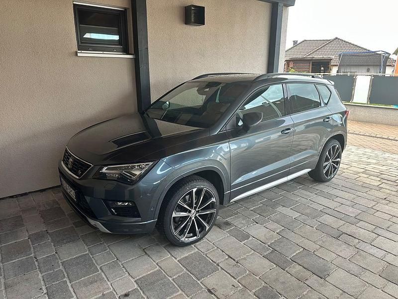 Gebraucht Seat Ateca 4Drive 150 PS (110 kW) 2019 Grau SUV